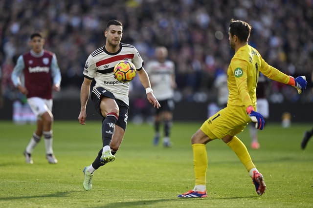 Thua West Ham phút cuối, Man United chìm sâu ở Giải Ngoại hạng Anh- Ảnh 4.