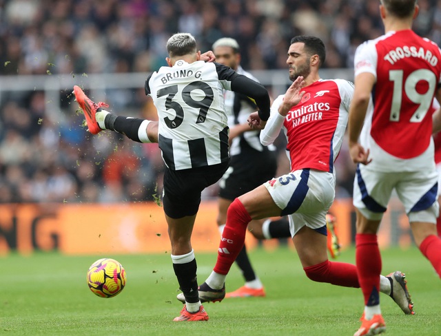 Thua sốc Newcastle, Arsenal lung lay thứ hạng Top 3- Ảnh 4.