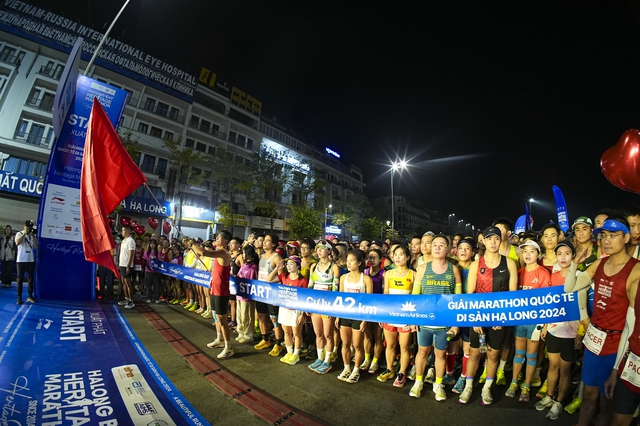 Hồng Lệ, Nguyên Thanh vô địch nữ, nam Giải chạy Marathon Quốc Tế Di sản Hạ Long 2024- Ảnh 5.