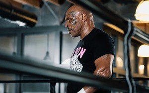 Mike Tyson gây sốc, tái đấu với võ sĩ - youtuber kém 31 tuổi